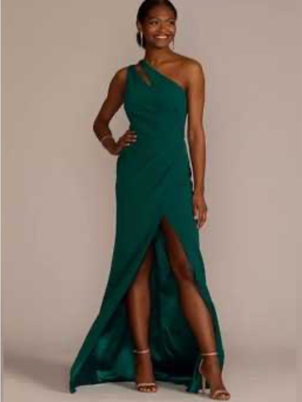 Elegant One-Shoulder Emerald Green Evening Gown